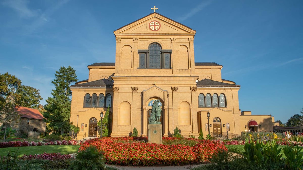 Hiring a Church Groundskeeper vs. a Commercial Landscape Service